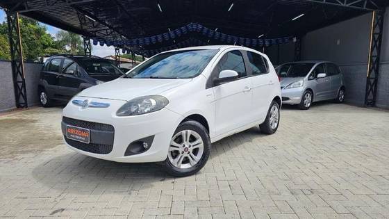 FIAT PALIO 1.6 MPI ESSENCE 16V FLEX 4P AUTOMATIZADO